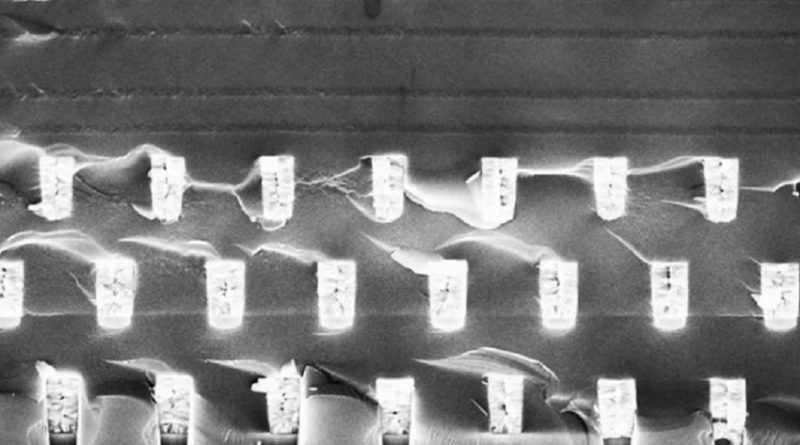 ADVANCED “SUPER-PLANCKIAN” MATERIAL EXHIBITS LED-LIKE LIGHT WHEN HEATED